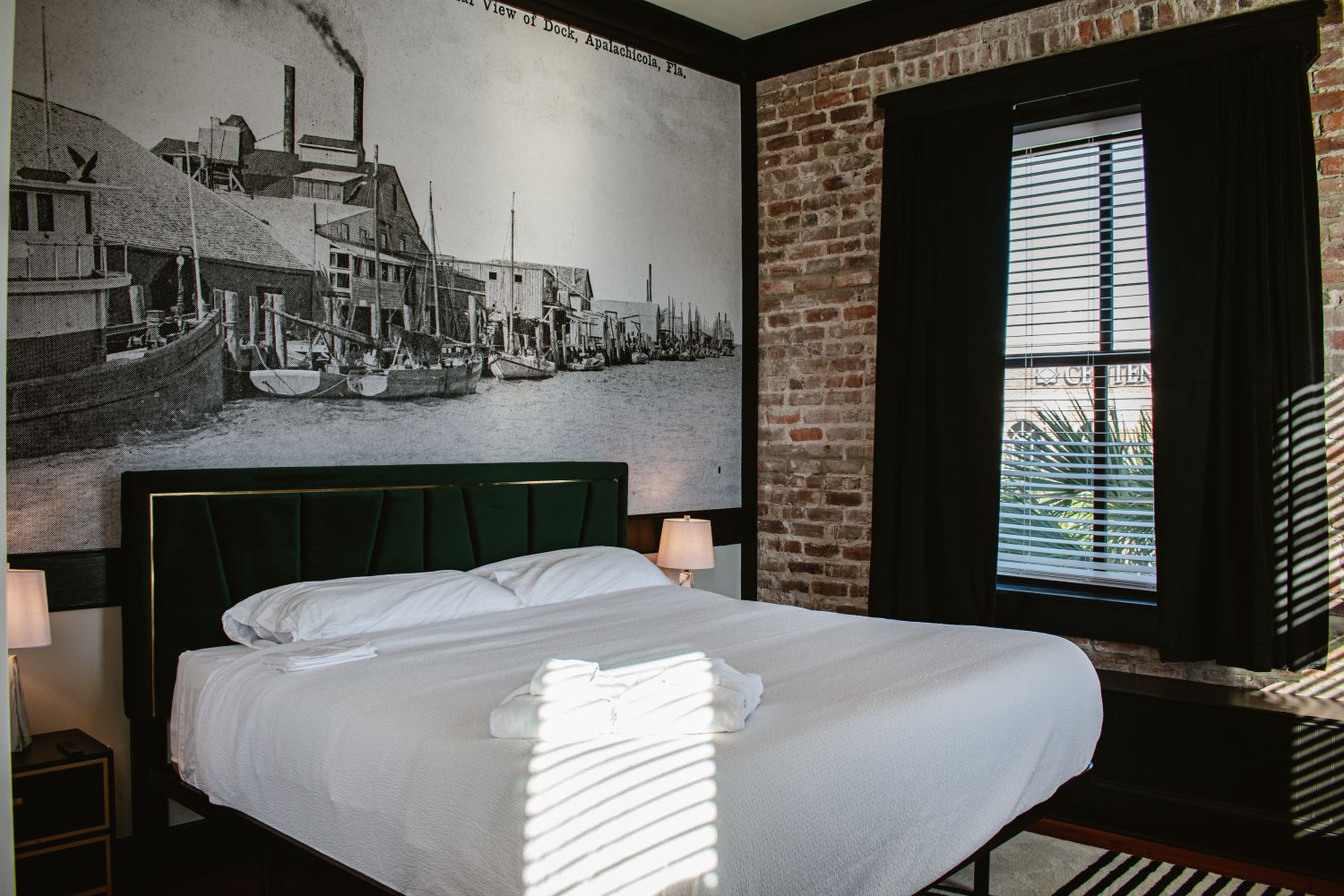 The Austin Room - Unit 10 | Photo 1